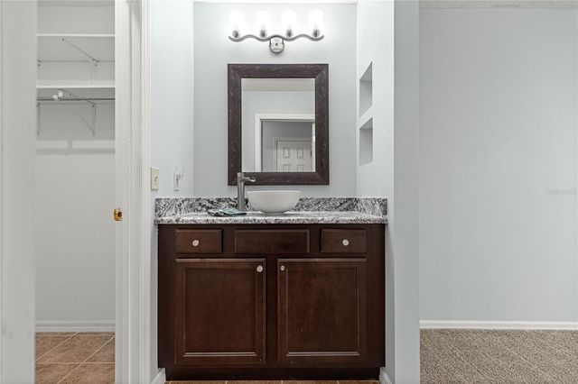 2411 SE 18TH CIRCLE, Ocala, FL 34471