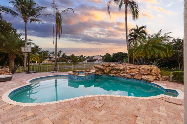 11352 Regatta Lane, Wellington, FL 33449