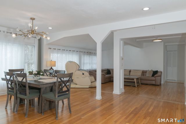 82 Sherry Lane, New Milford, CT 06776