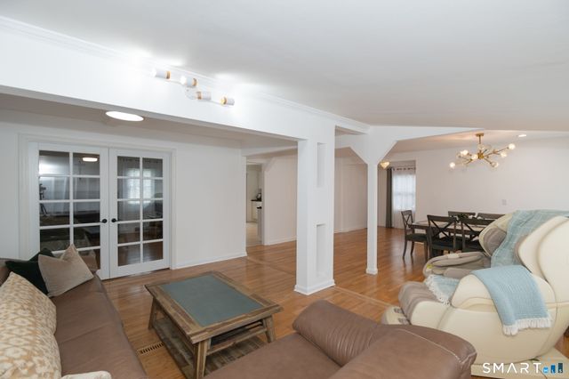 82 Sherry Lane, New Milford, CT 06776