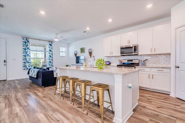 269 Star Mountain LN, Dripping Springs, TX 78620