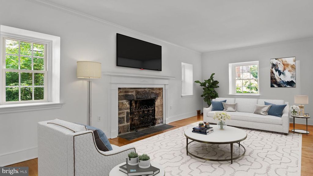 2411 ALAN RD, Norristown, PA 19401