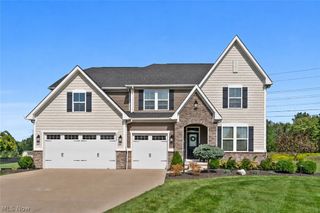 38482 Deepdale Court, Avon, OH 44011