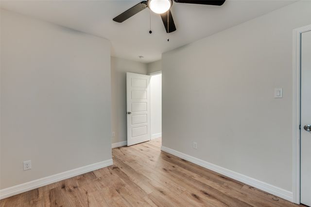 1632 E Arlington Avenue, Fort Worth, TX 76104