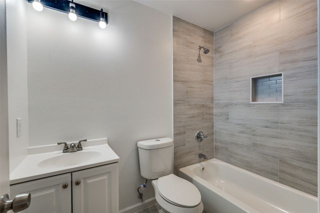 1632 E Arlington Avenue, Fort Worth, TX 76104