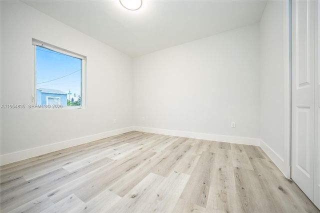 1221 NW 75th St, Miami, FL 33147