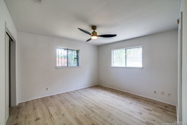 2114 S Trinity St, San Antonio, TX 78207