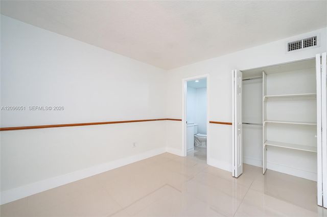 4709 NW 7th Street 305-9, Miami, FL 33126