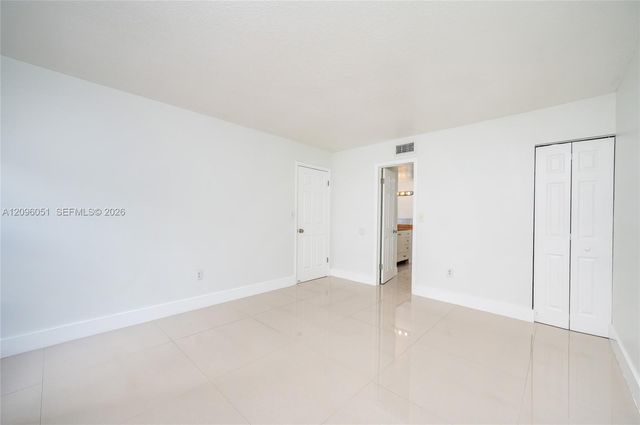 4709 NW 7th Street 305-9, Miami, FL 33126