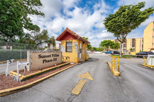 4709 NW 7th Street 305-9, Miami, FL 33126
