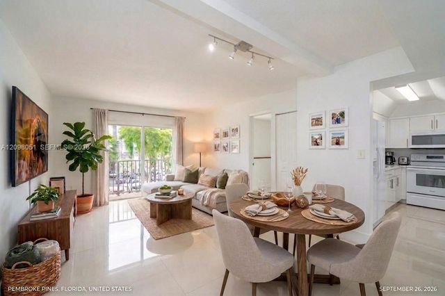 4709 NW 7th Street 305-9, Miami, FL 33126