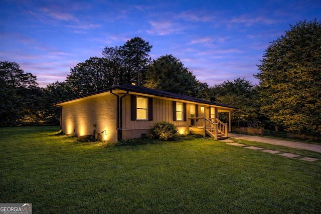 2269 Lakewood Drive NW, Kennesaw, GA 30152