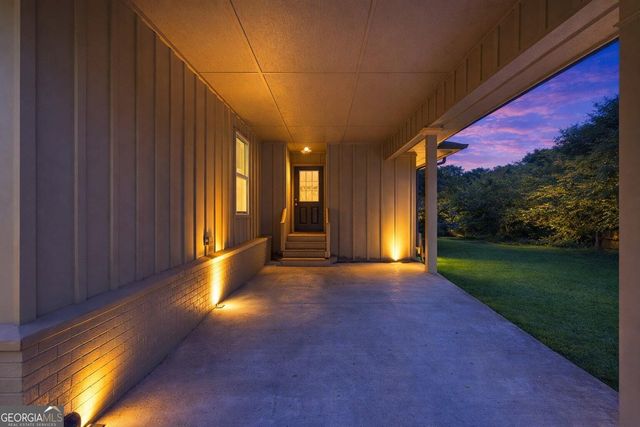 2269 Lakewood Drive NW, Kennesaw, GA 30152