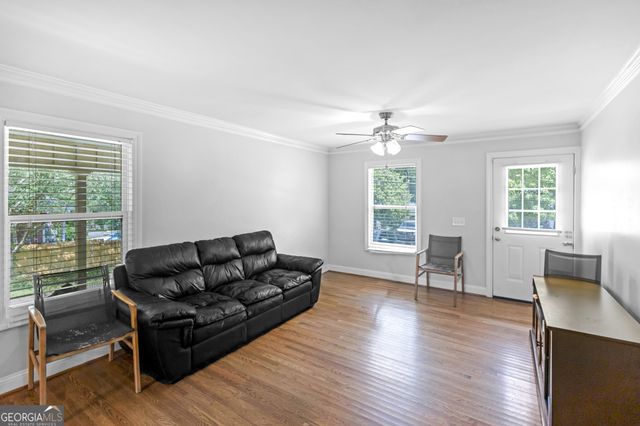 2269 Lakewood Drive NW, Kennesaw, GA 30152