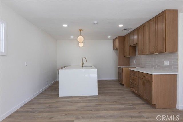 1529 W 96th Street, Los Angeles, CA 90047