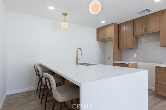 1529 W 96th Street, Los Angeles, CA 90047