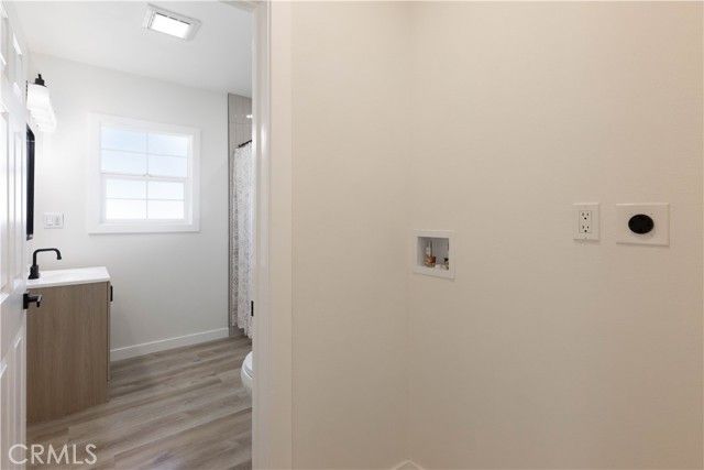 1529 W 96th Street, Los Angeles, CA 90047