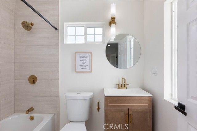 1529 W 96th Street, Los Angeles, CA 90047