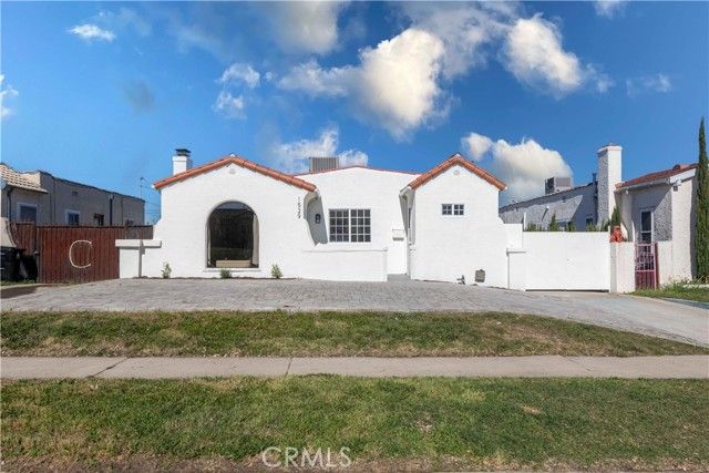 1529 W 96th Street, Los Angeles, CA 90047