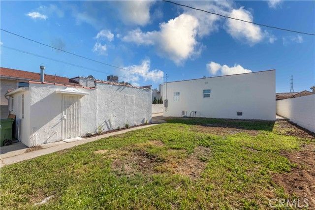 1529 W 96th Street, Los Angeles, CA 90047