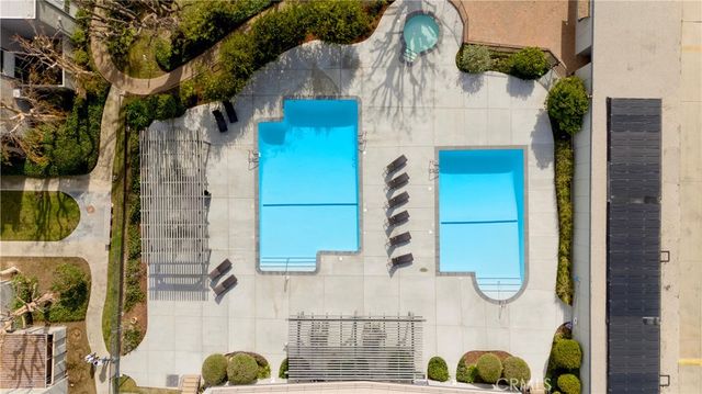 6020 Nevada 11, Woodland Hills, CA 91367
