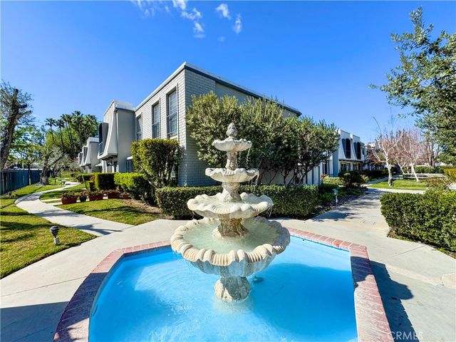 6020 Nevada 11, Woodland Hills, CA 91367