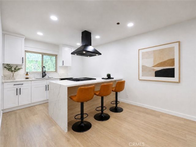 6020 Nevada 11, Woodland Hills, CA 91367