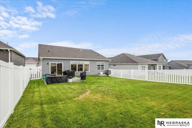 4708 N 210th Avenue, Omaha, NE 68022