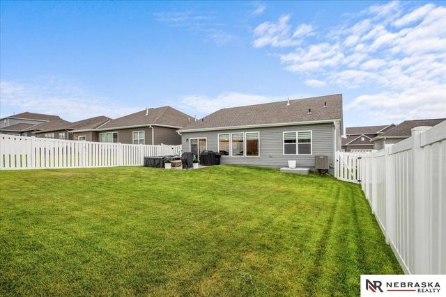 4708 N 210th Avenue, Omaha, NE 68022