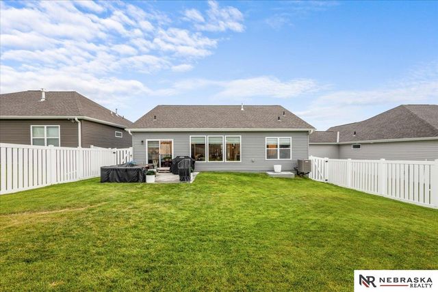 4708 N 210th Avenue, Omaha, NE 68022
