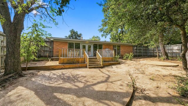 1206 Foster Lane, Weatherford, TX 76086