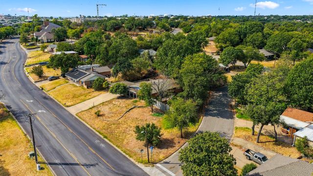 1206 Foster Lane, Weatherford, TX 76086
