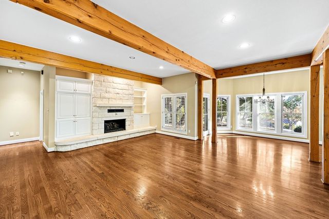 404 Overlook Dr, Kerrville, TX 78028