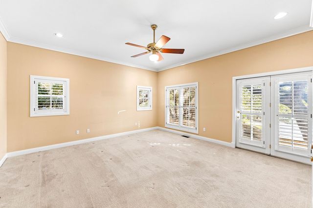 404 Overlook Dr, Kerrville, TX 78028