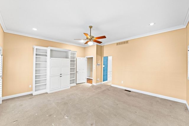 404 Overlook Dr, Kerrville, TX 78028