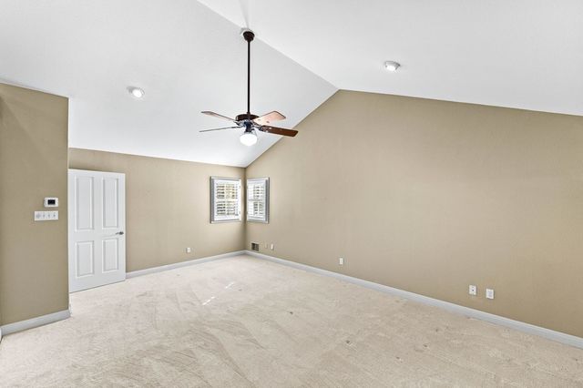 404 Overlook Dr, Kerrville, TX 78028