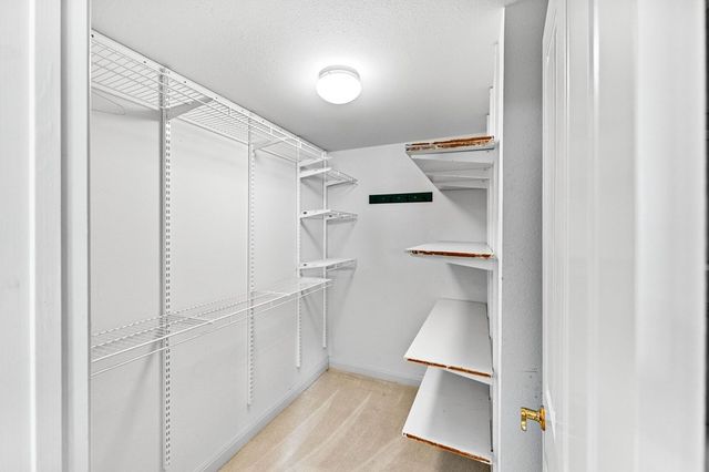 404 Overlook Dr, Kerrville, TX 78028