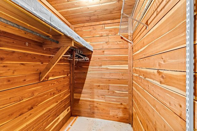 404 Overlook Dr, Kerrville, TX 78028