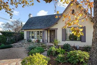 3364 Yorkshire Road, Pasadena, CA 91107