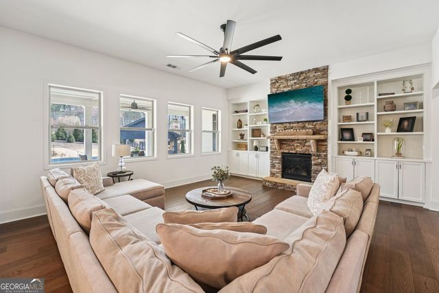 108 Registry Lane, Canton, GA 30115