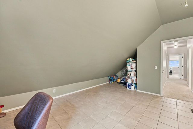 60 Imperial Drive E, West Saint Paul, MN 55118