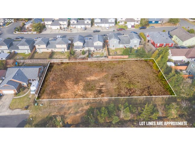 0 Fulton Ave 312, Coos Bay, OR 97420