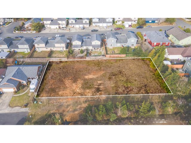 0 Fulton Ave 312, Coos Bay, OR 97420