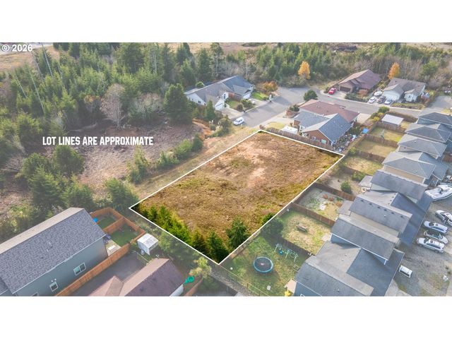 0 Fulton Ave 312, Coos Bay, OR 97420