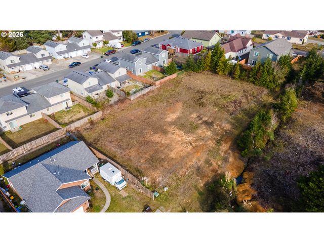 0 Fulton Ave 312, Coos Bay, OR 97420