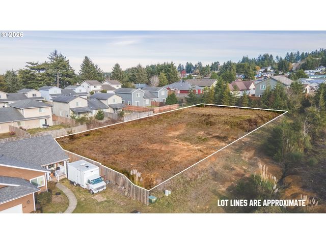 0 Fulton Ave 312, Coos Bay, OR 97420