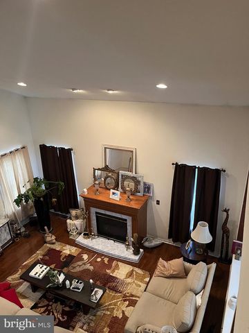 67 LAVENDER DR, Sewell, NJ 08080