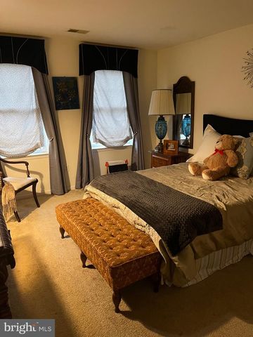 67 LAVENDER DR, Sewell, NJ 08080