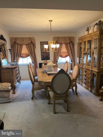 67 LAVENDER DR, Sewell, NJ 08080