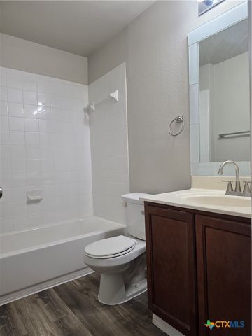 415 Capistrano Drive, San Marcos, TX 78666